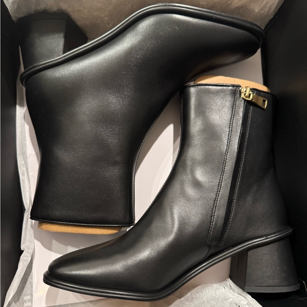 New with Tags Coach Gigi Leather Booties Black Size 6.5 Women's